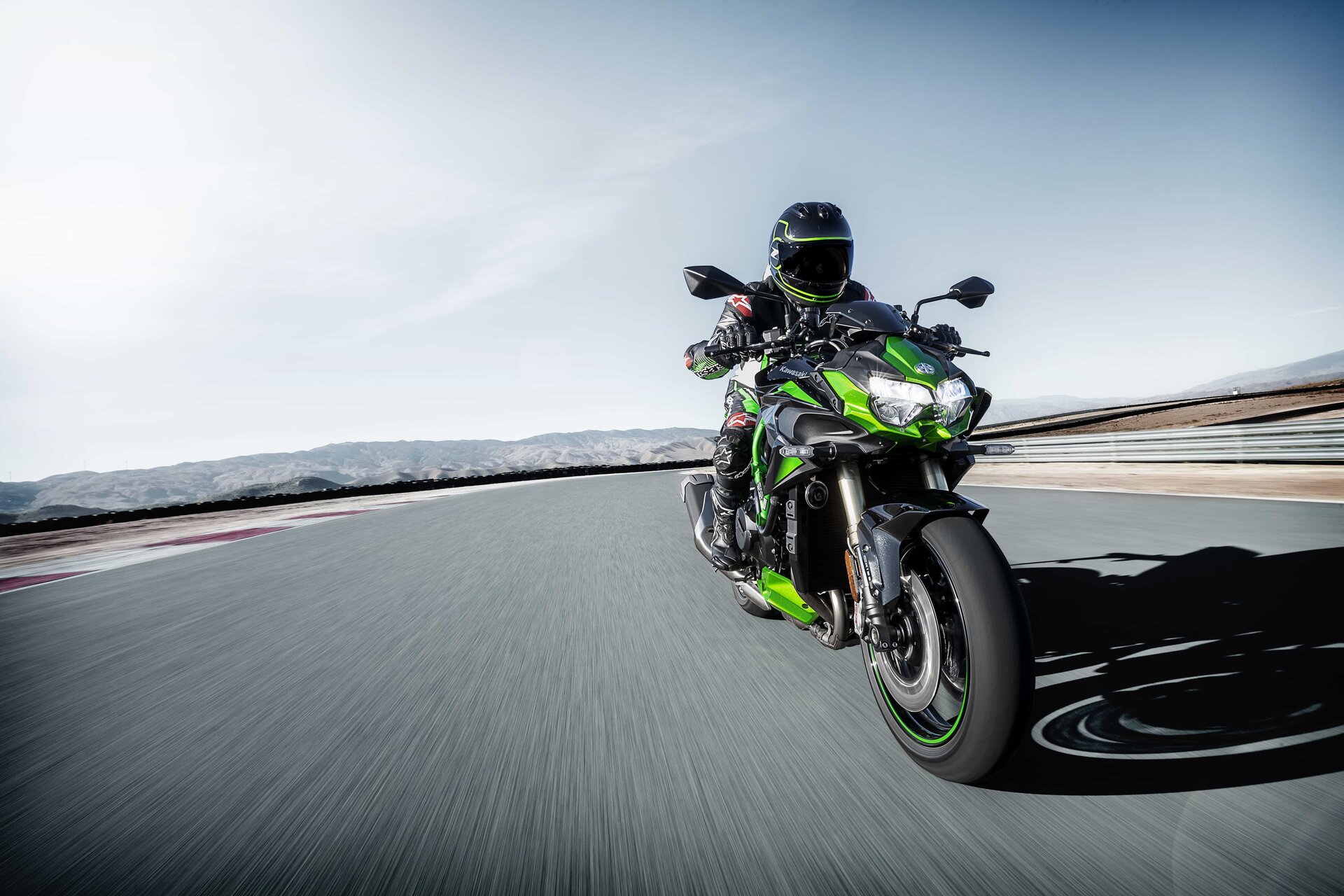 Kawasaki Z H2 SE 2022: foto