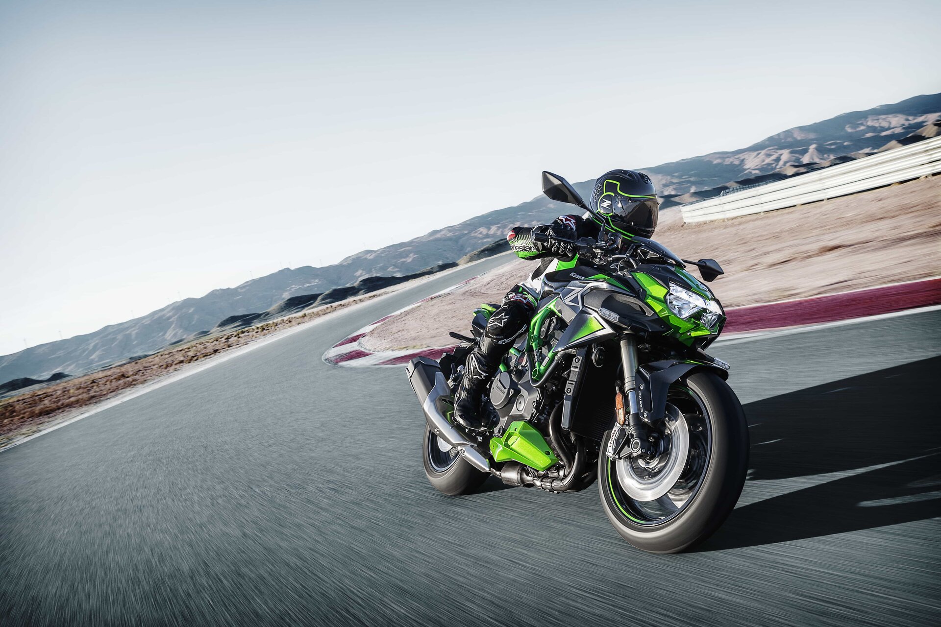 Kawasaki Z H2 SE 2022: foto