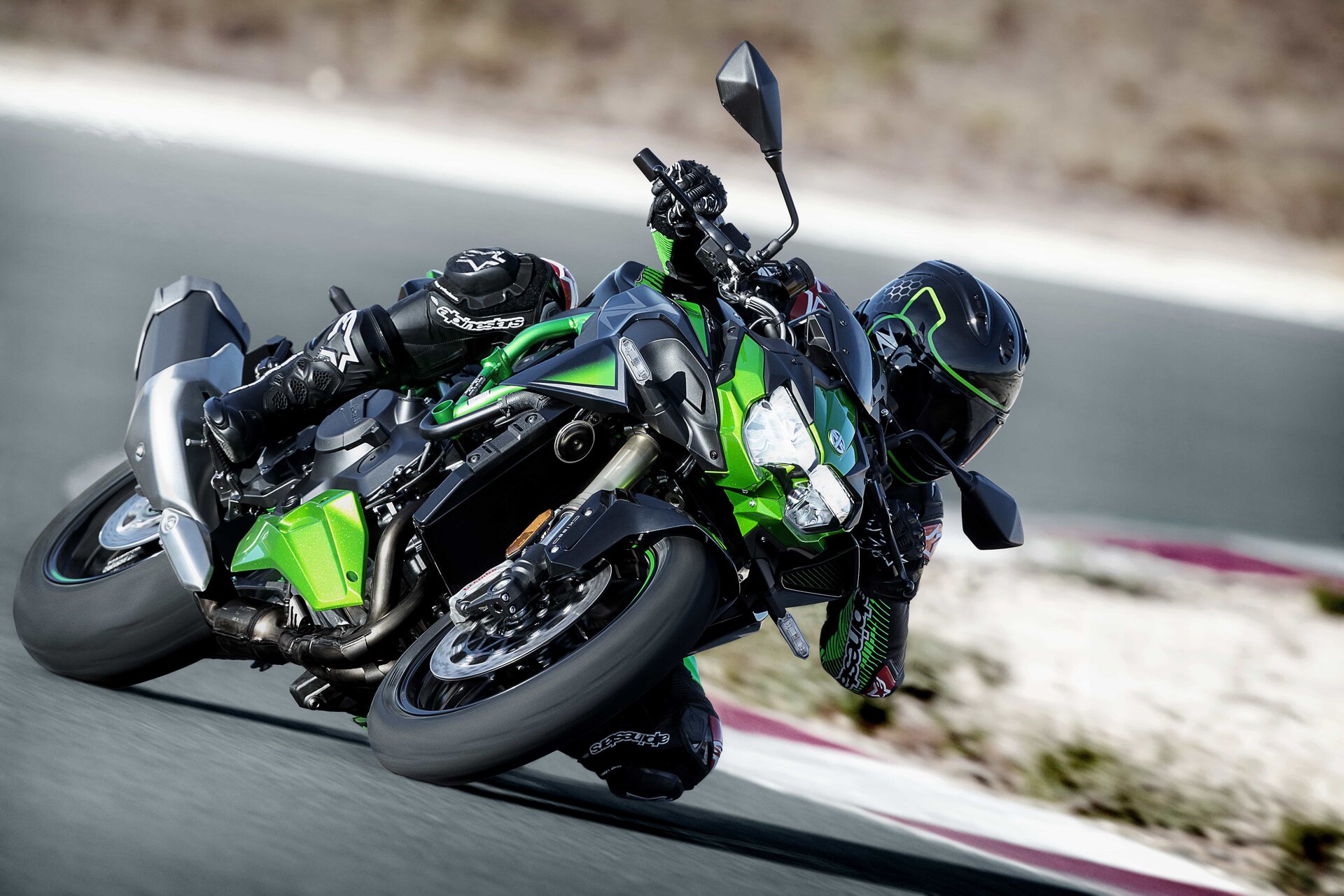 Kawasaki Z H2 SE 2022: foto