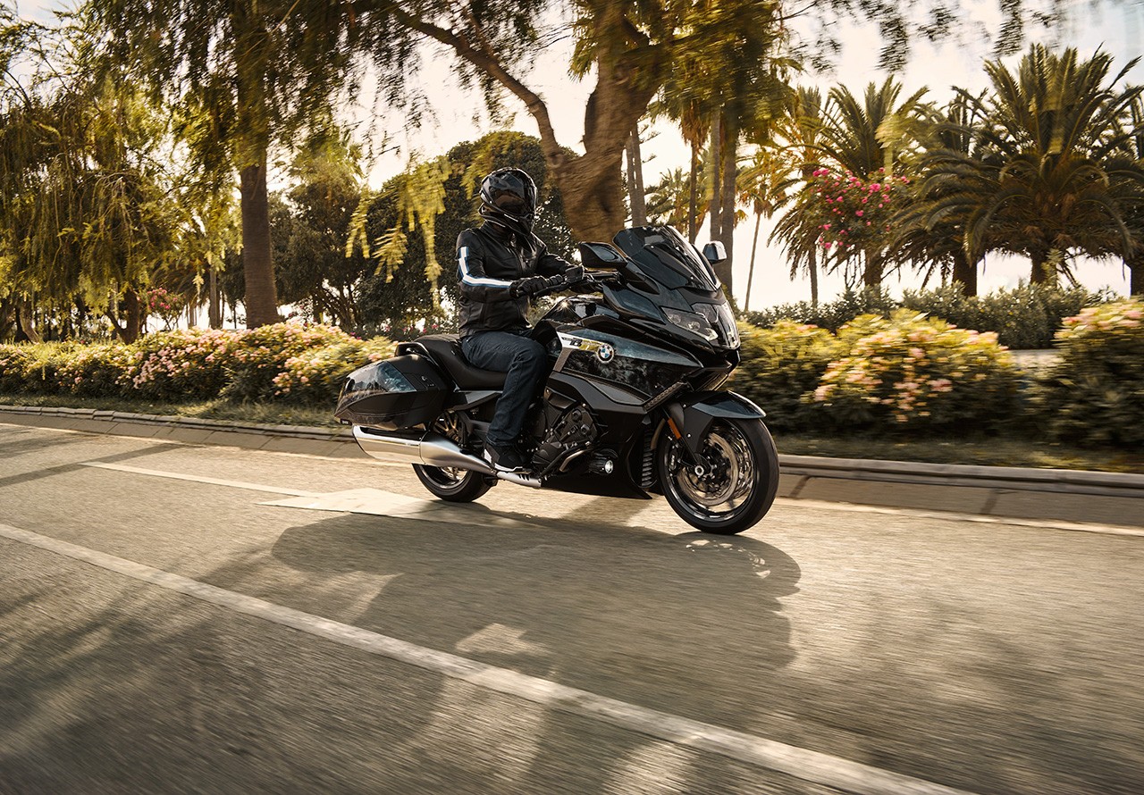 BMW K 1600, K 1600 GTL, K 1600 B e K 1600 Grand America 2022: le foto