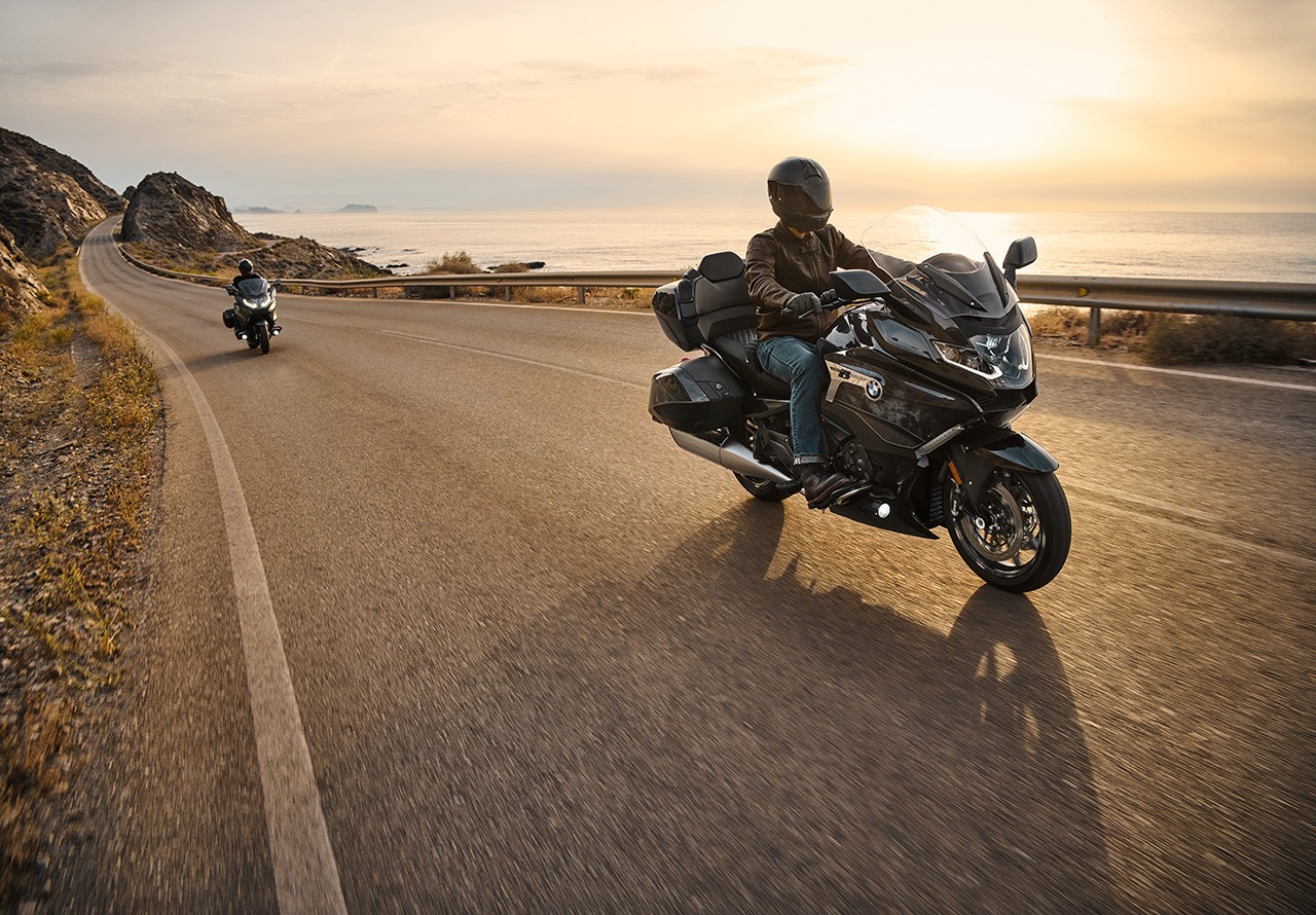 BMW K 1600, K 1600 GTL, K 1600 B e K 1600 Grand America 2022: le foto