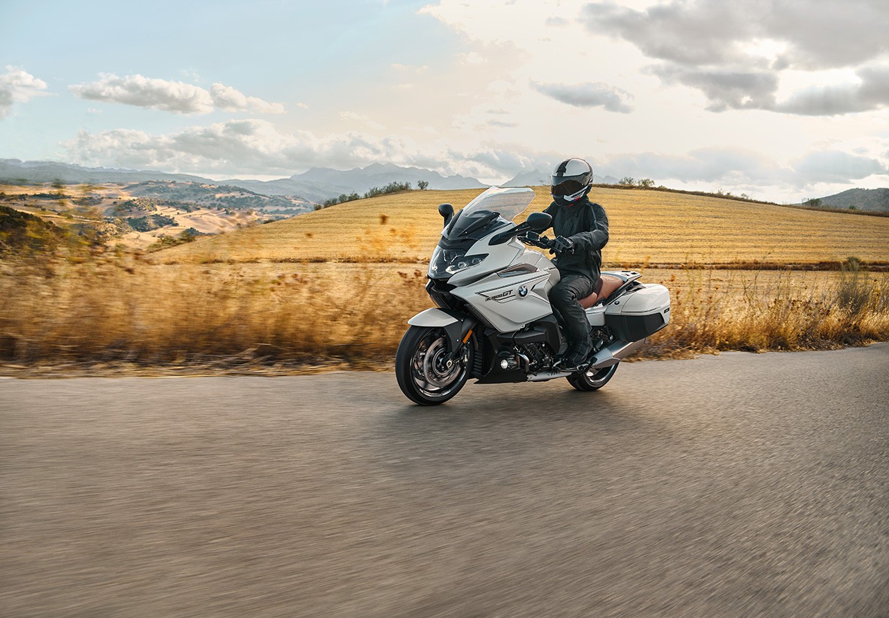 BMW K 1600, K 1600 GTL, K 1600 B e K 1600 Grand America 2022: le foto