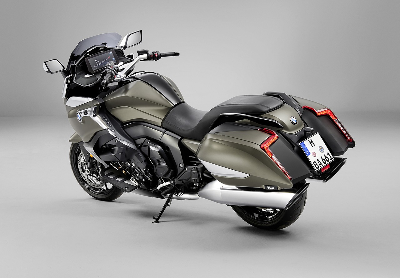 BMW K 1600, K 1600 GTL, K 1600 B e K 1600 Grand America 2022: le foto