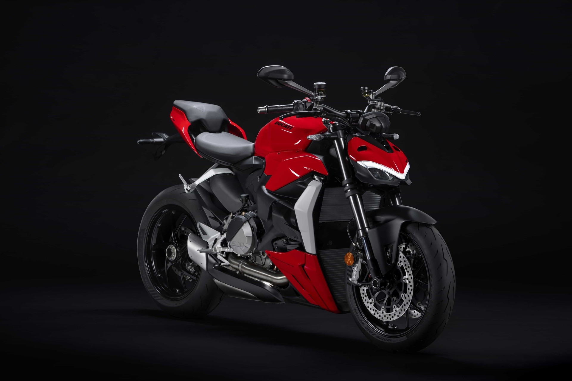 Ducati World Premiere 2022: svelate Streetfighter V2 e Streetfighter V4 SP