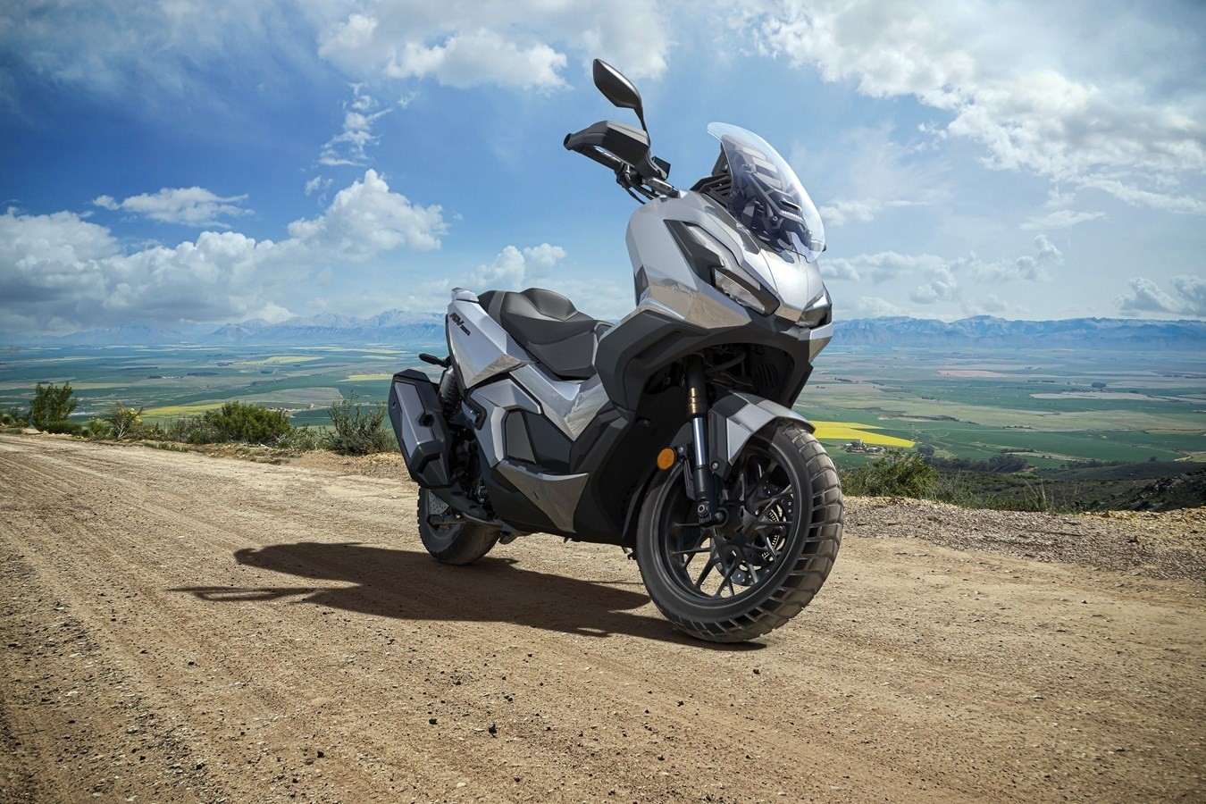 Eicma 2021, Honda svela il nuovo Urban Adventure: ecco ADV350