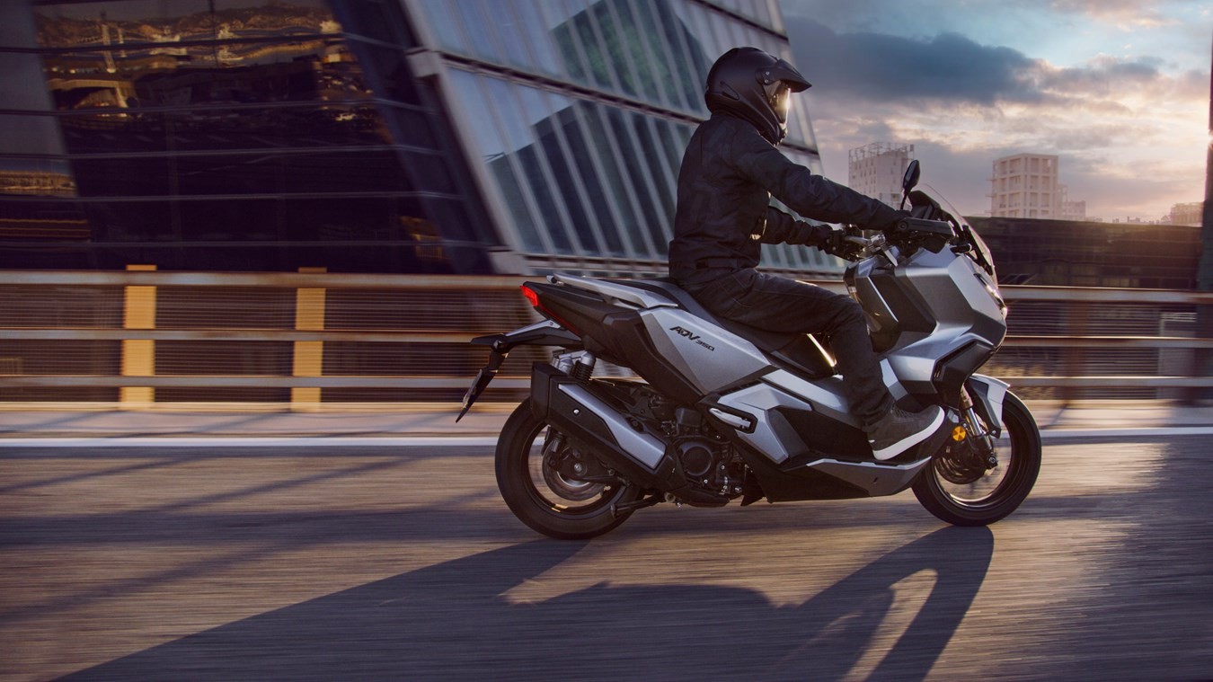 Eicma 2021, Honda svela il nuovo Urban Adventure: ecco ADV350