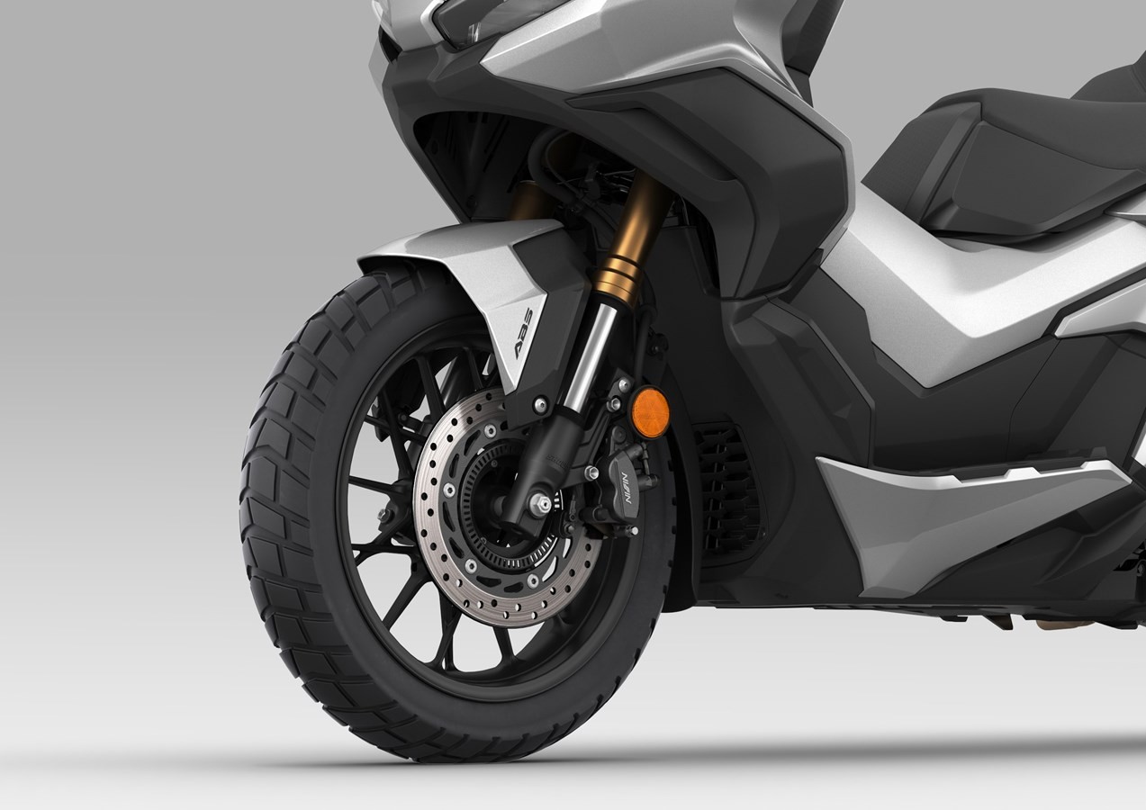 Eicma 2021, Honda svela il nuovo Urban Adventure: ecco ADV350