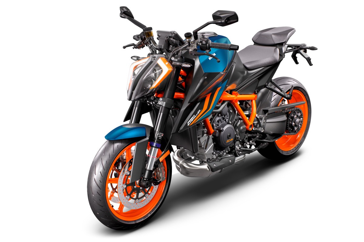 ktm-1290-super-duke-r-e-1290-super-duke-r-evo-le-foto-motoblog