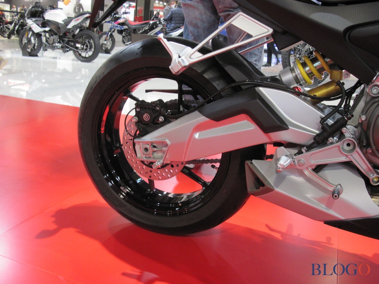 Aprilia Tuono 660 Factory | Live @ EICMA 2021