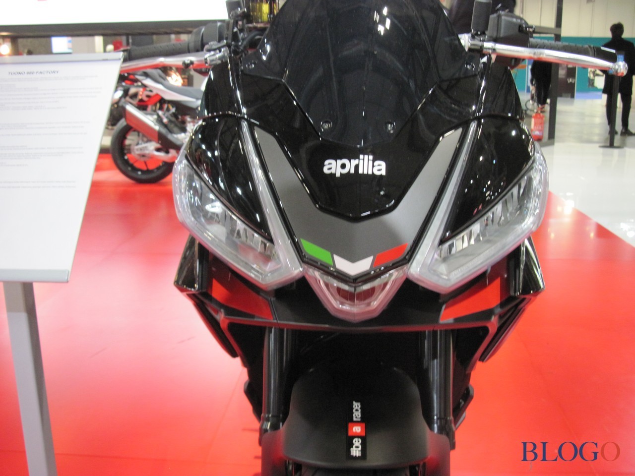 Aprilia Tuono 660 Factory | Live @ EICMA 2021