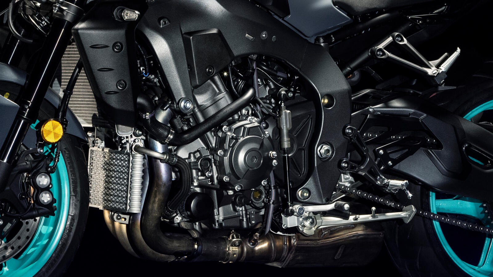 Yamaha MT-10 2022: le foto