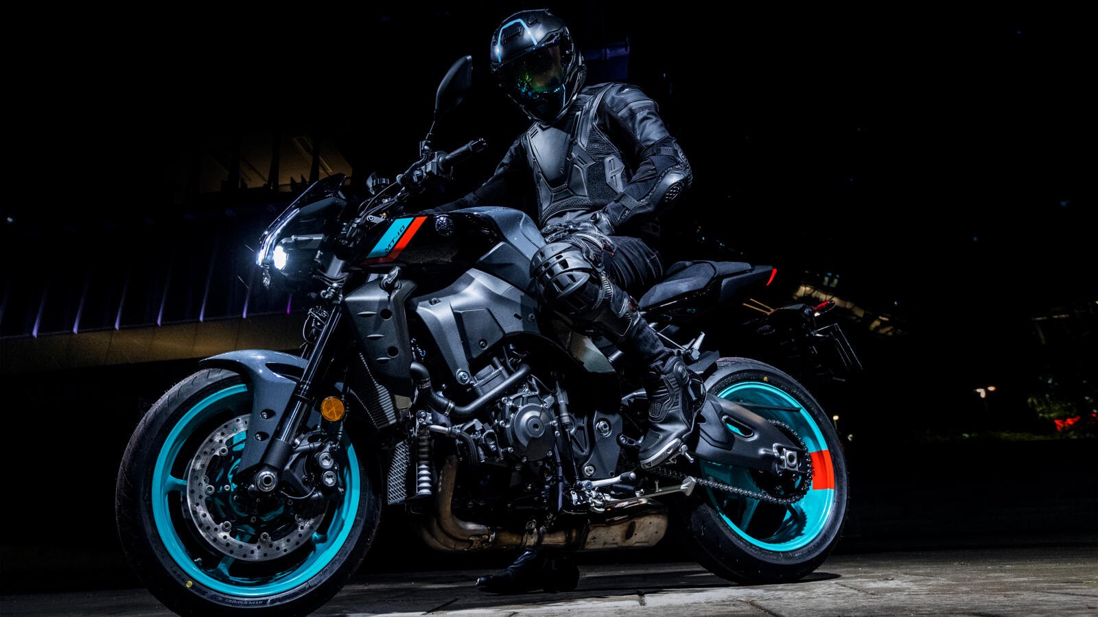 Yamaha MT-10 2022: le foto