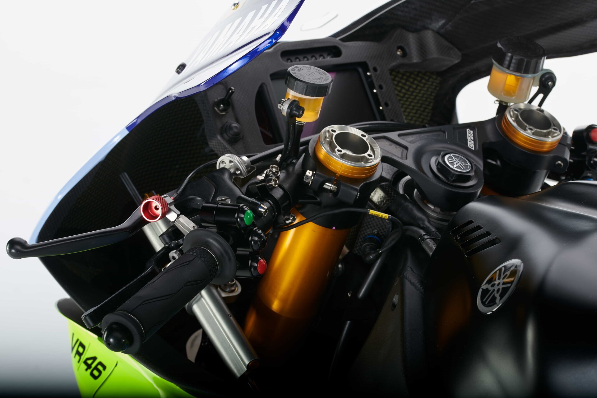 Yamaha omaggia Valentino Rossi con una speciale R1 GYTR VR46