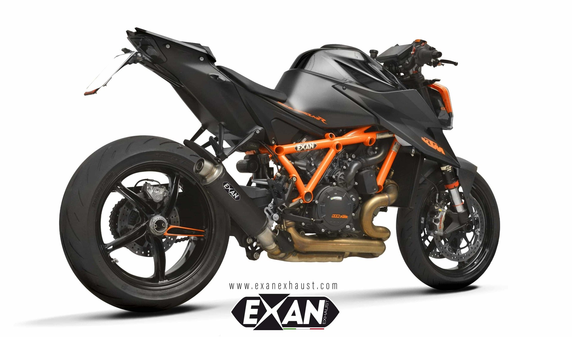 KTM 1290 Super Duke R: ecco gli scarichi by Exan (3 omologati, 1 racing)