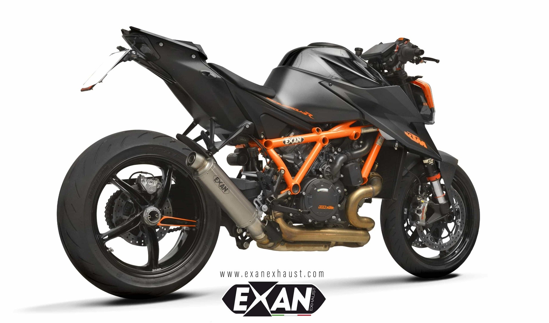 KTM 1290 Super Duke R: ecco gli scarichi by Exan (3 omologati, 1 racing)