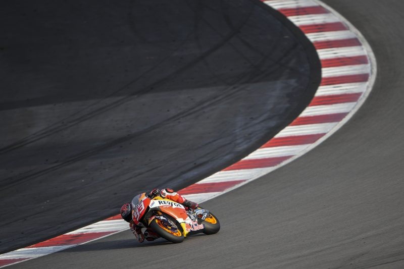 MotoGP, Marc Marquez torna in pista con la RC213V-S: le foto