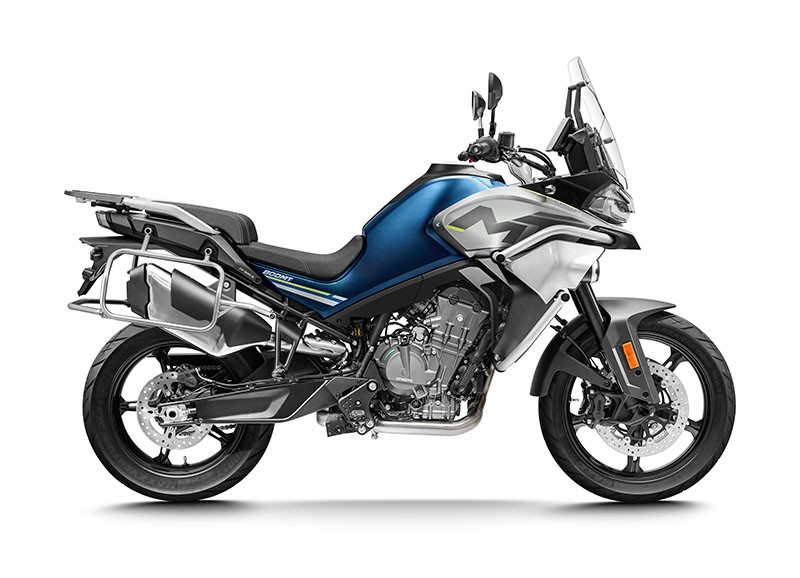 CFMoto 800MT Sport e Touring: le foto