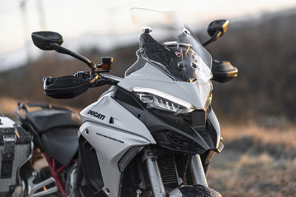 Ducati Multistrada V4 2022: foto