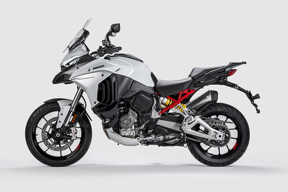 Ducati Multistrada V4 2022: foto