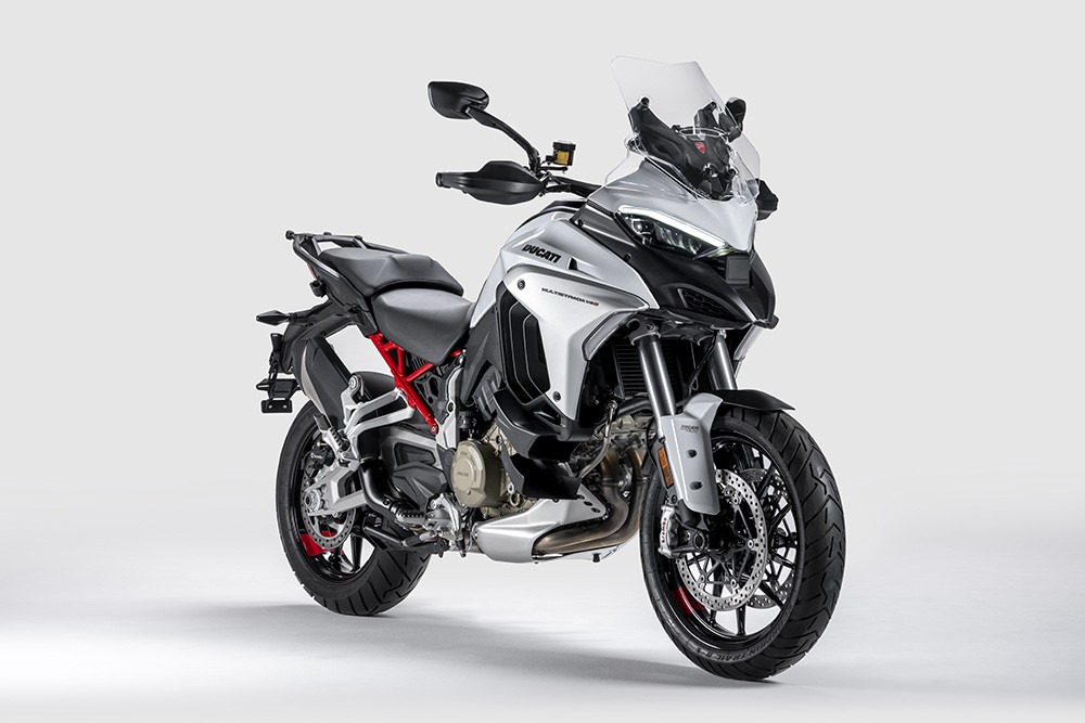 Ducati Multistrada V4 2022: foto