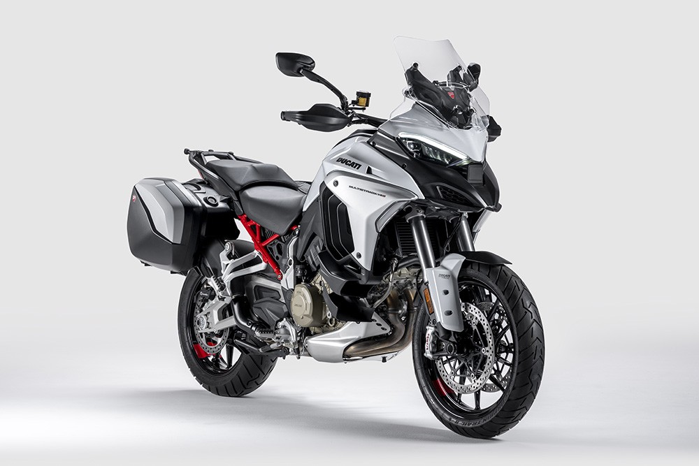 Ducati Multistrada V4 2022: foto