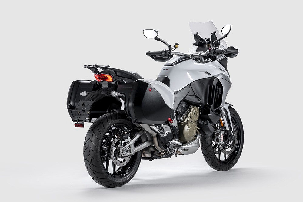 Ducati Multistrada V4 2022: foto