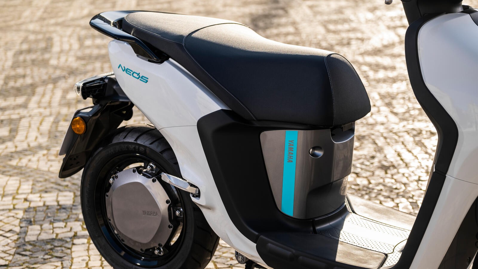 Yamaha NEO's: le foto del primo scooter elettrico