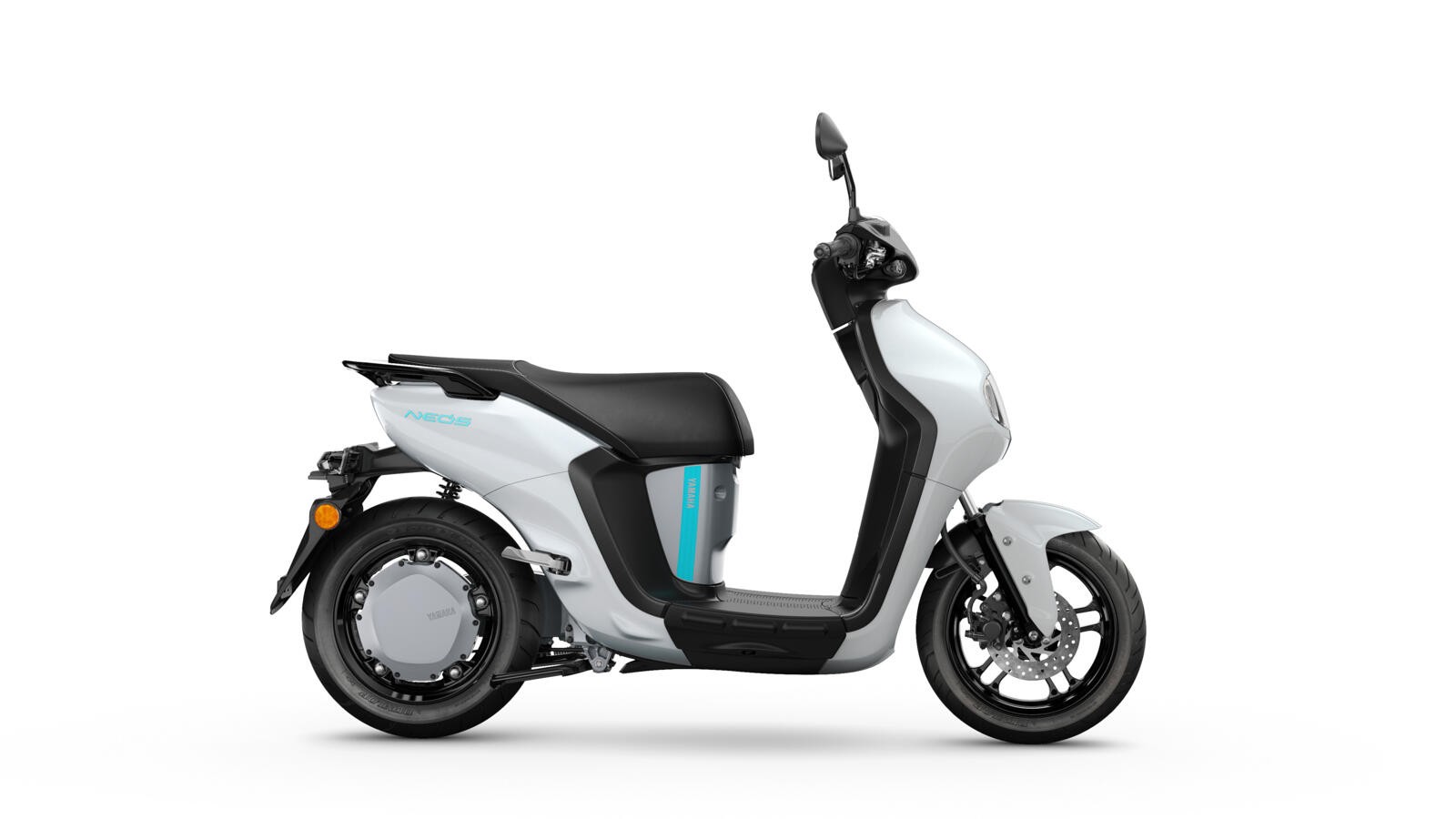 Yamaha NEO's: le foto del primo scooter elettrico