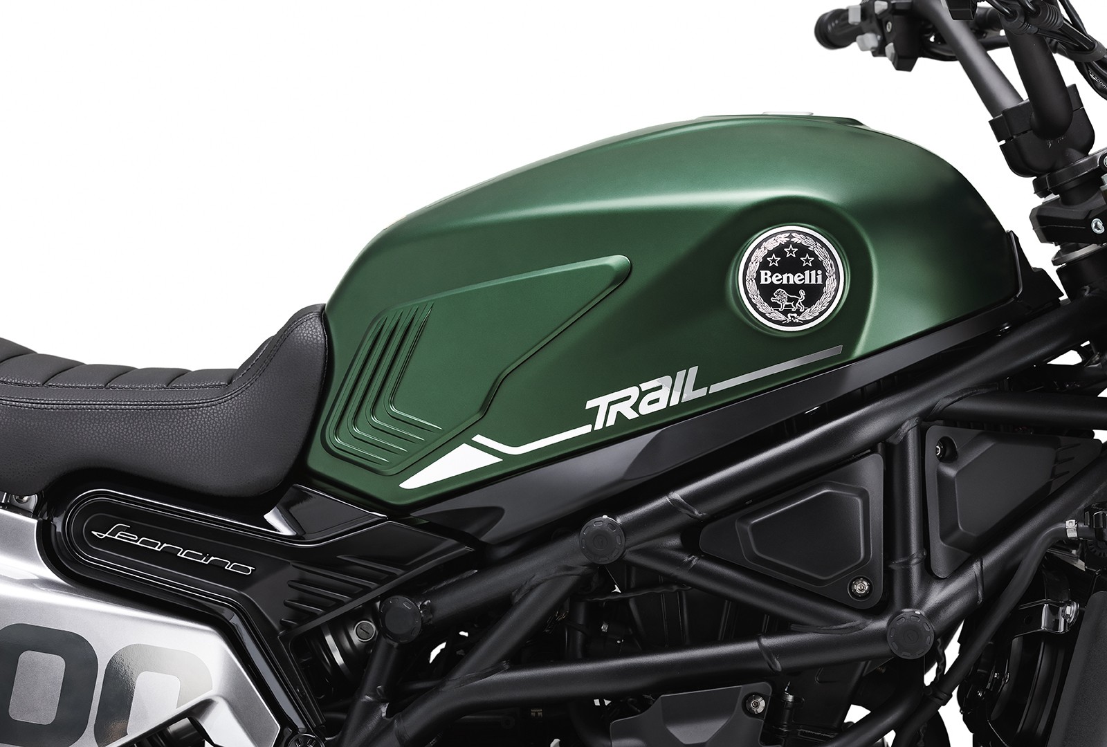 Benelli Leoncino 800 Trail: le foto