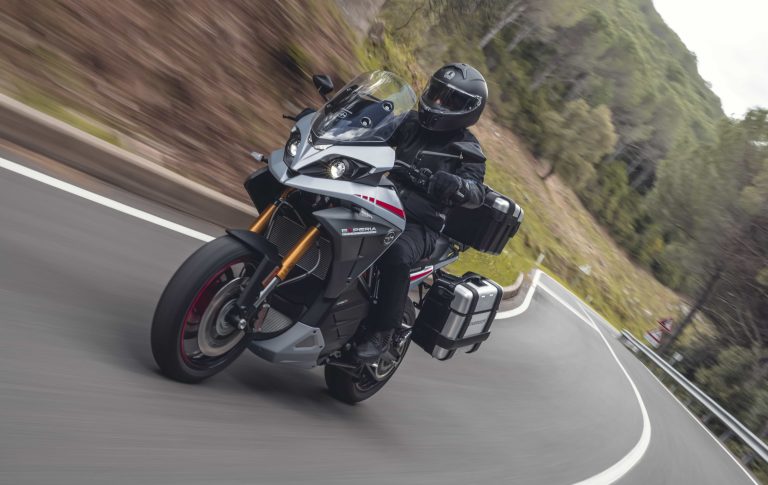 Energica Experia: la moto pensata per il turismo a zero emissioni