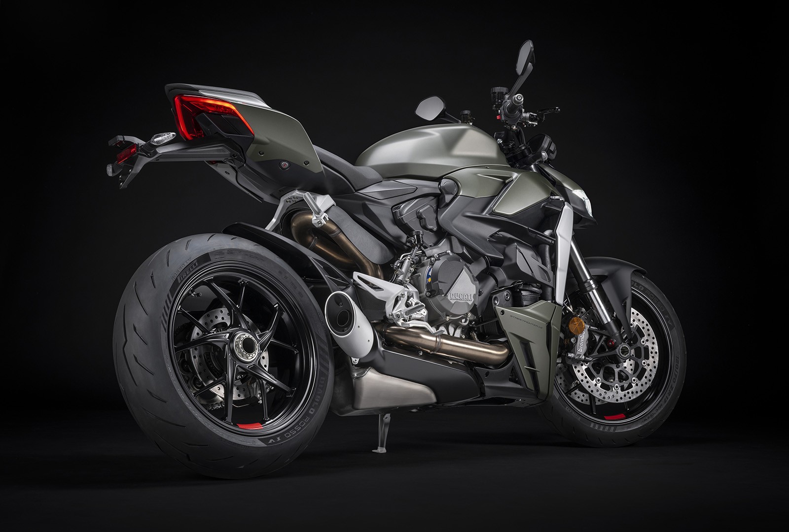 Ducati Streetfighter V2, nuova tinta Storm Green