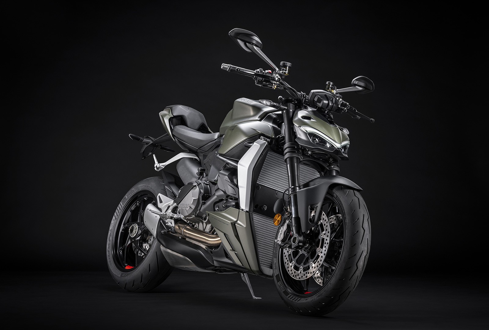 Ducati Streetfighter V2, nuova tinta Storm Green