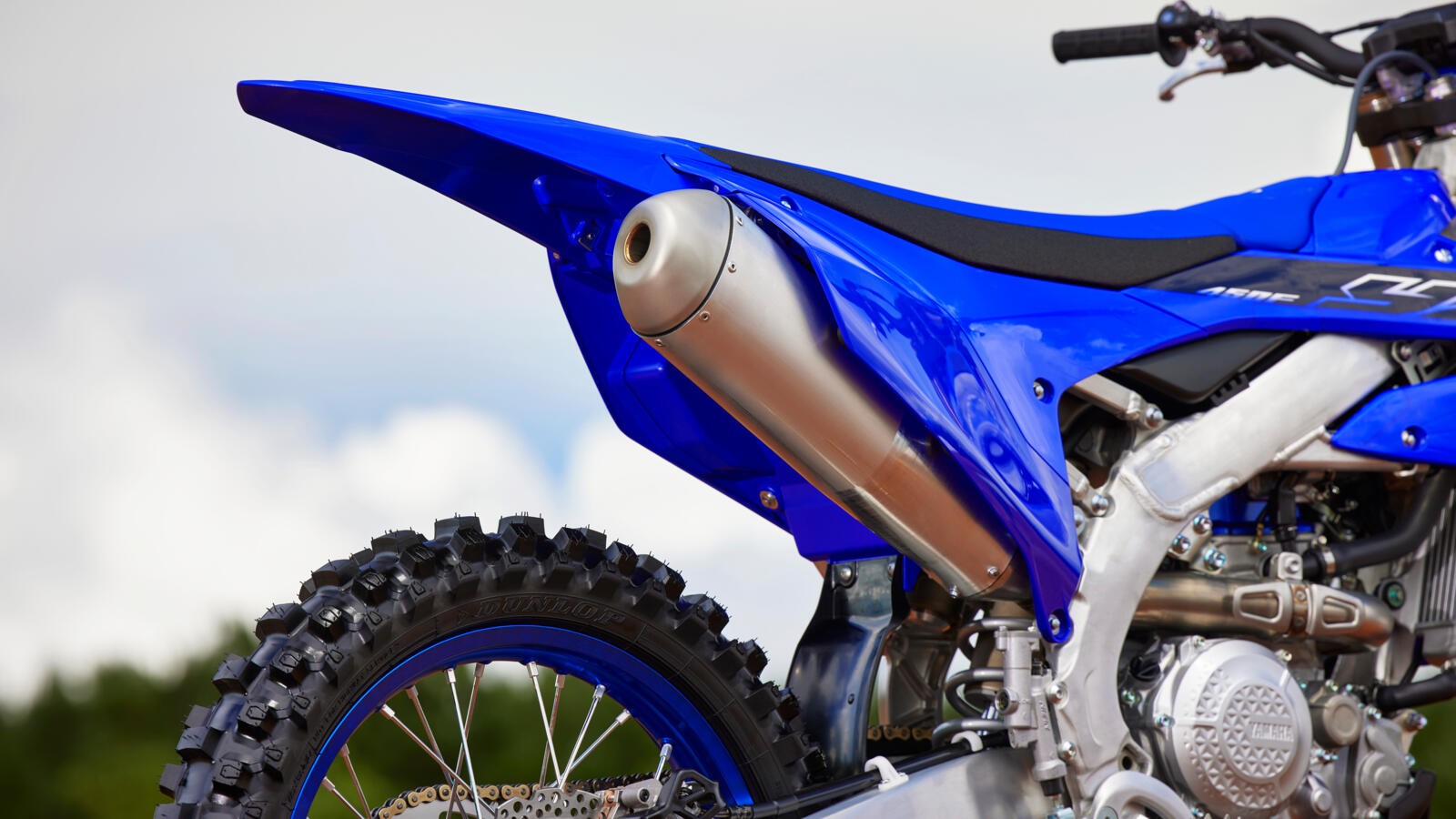 Yamaha YZ450F 2023: le foto