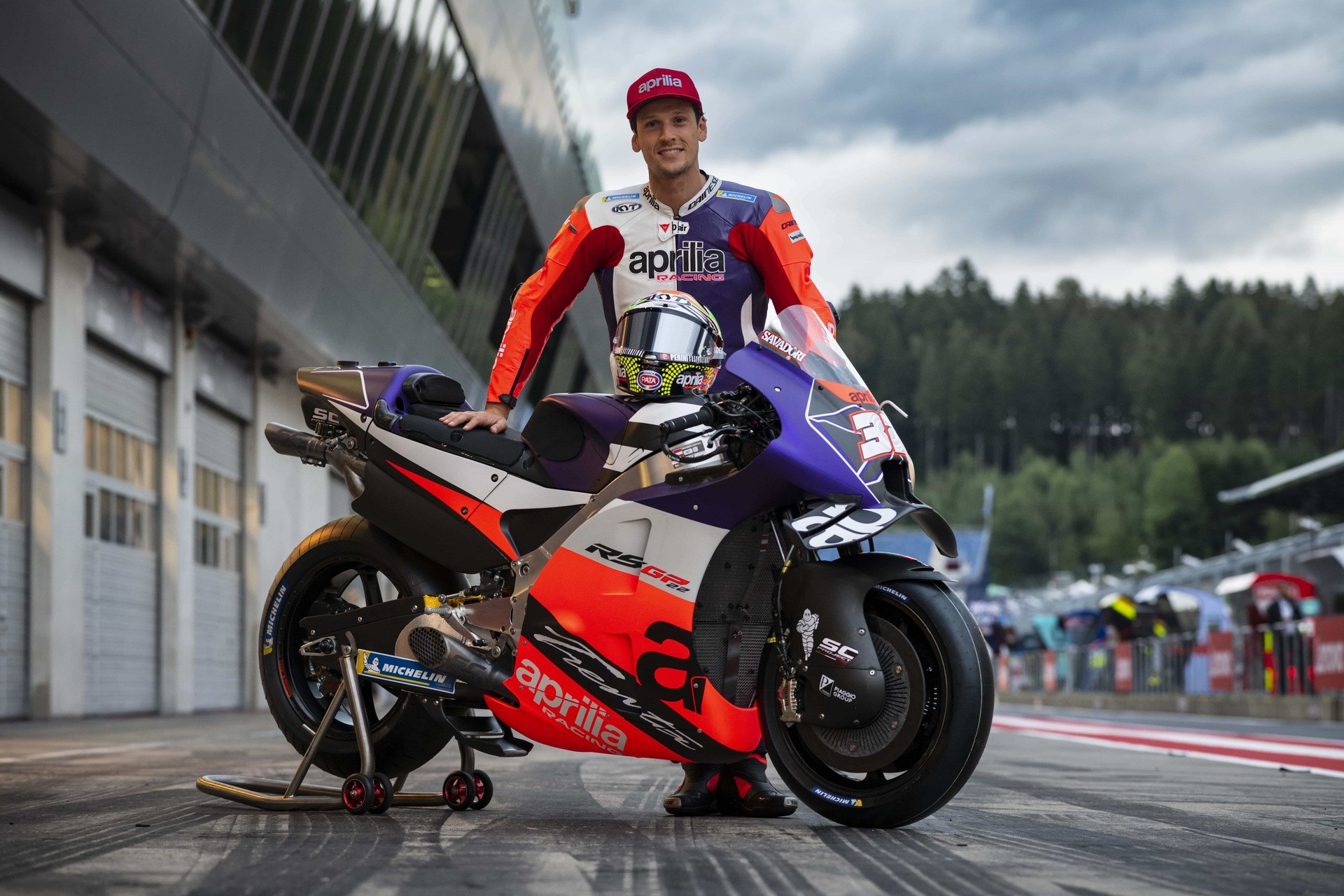 aprilia-rsgp-savadori-motogp-austria-30-anni-motomondiale