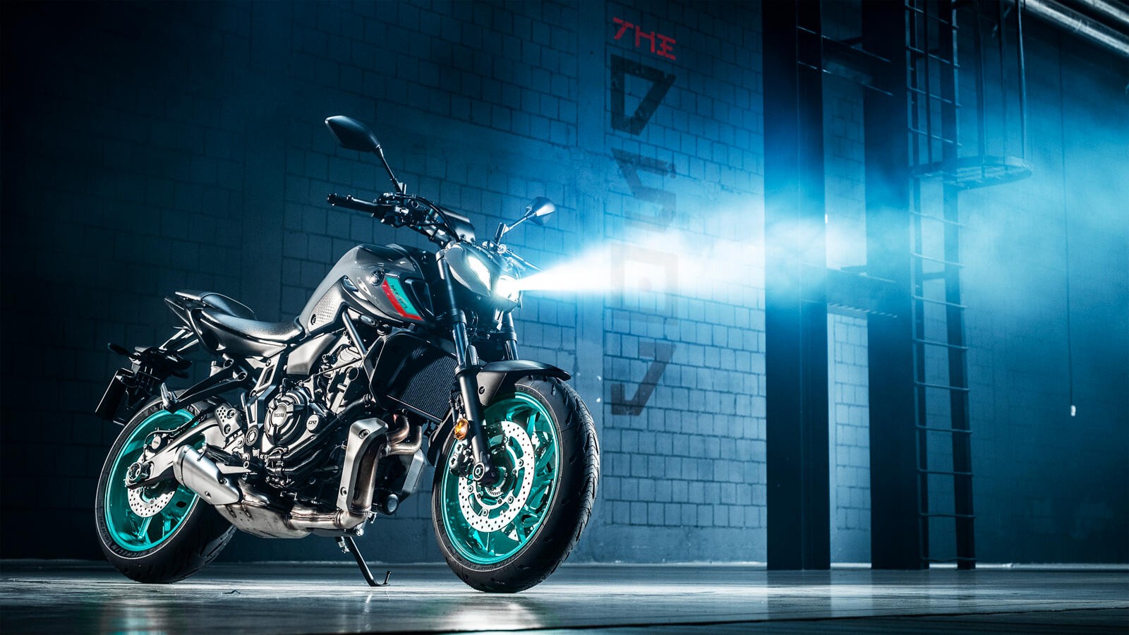 Yamaha MT-07 2023: le foto