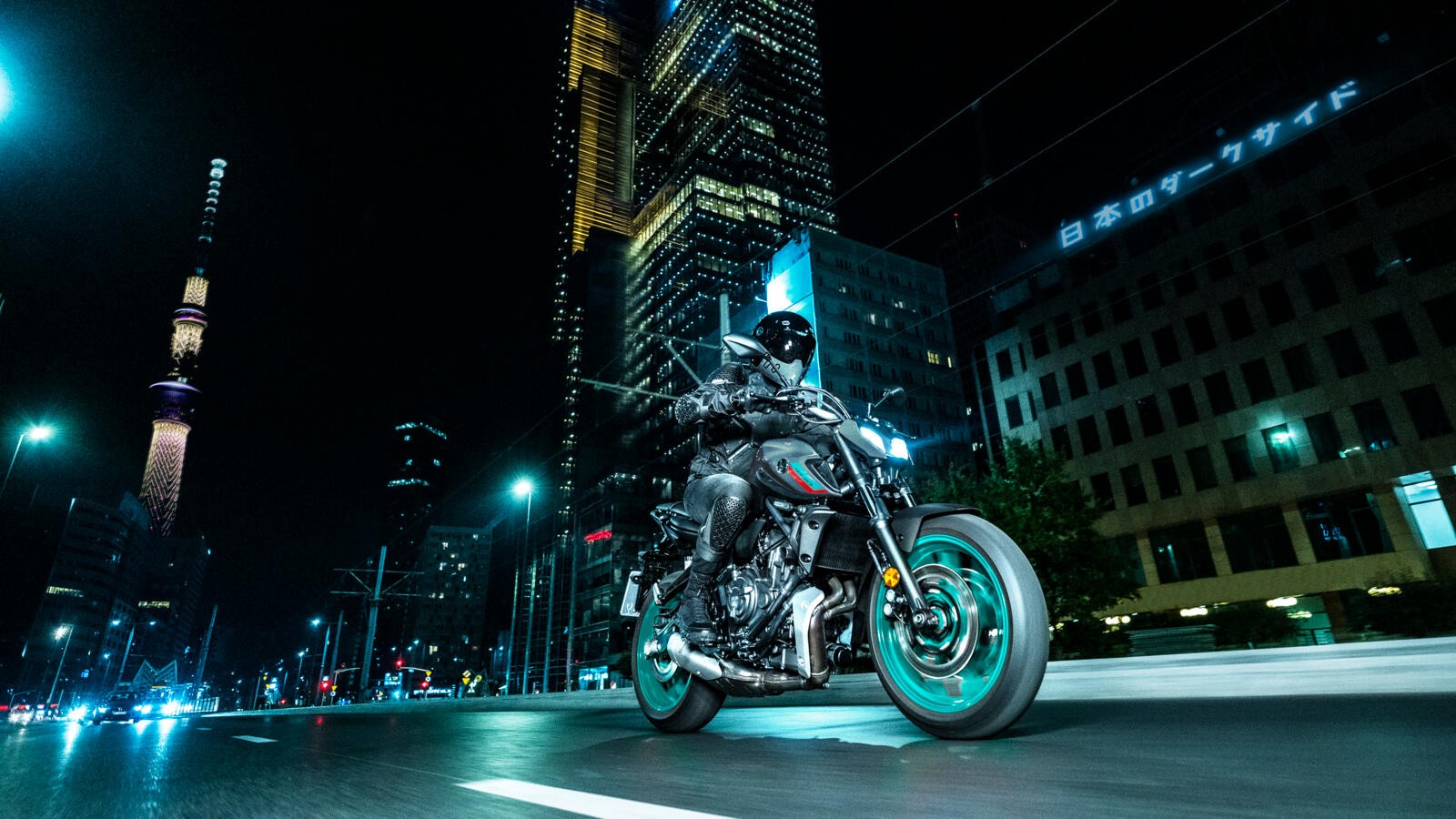 Yamaha MT-07 2023: le foto