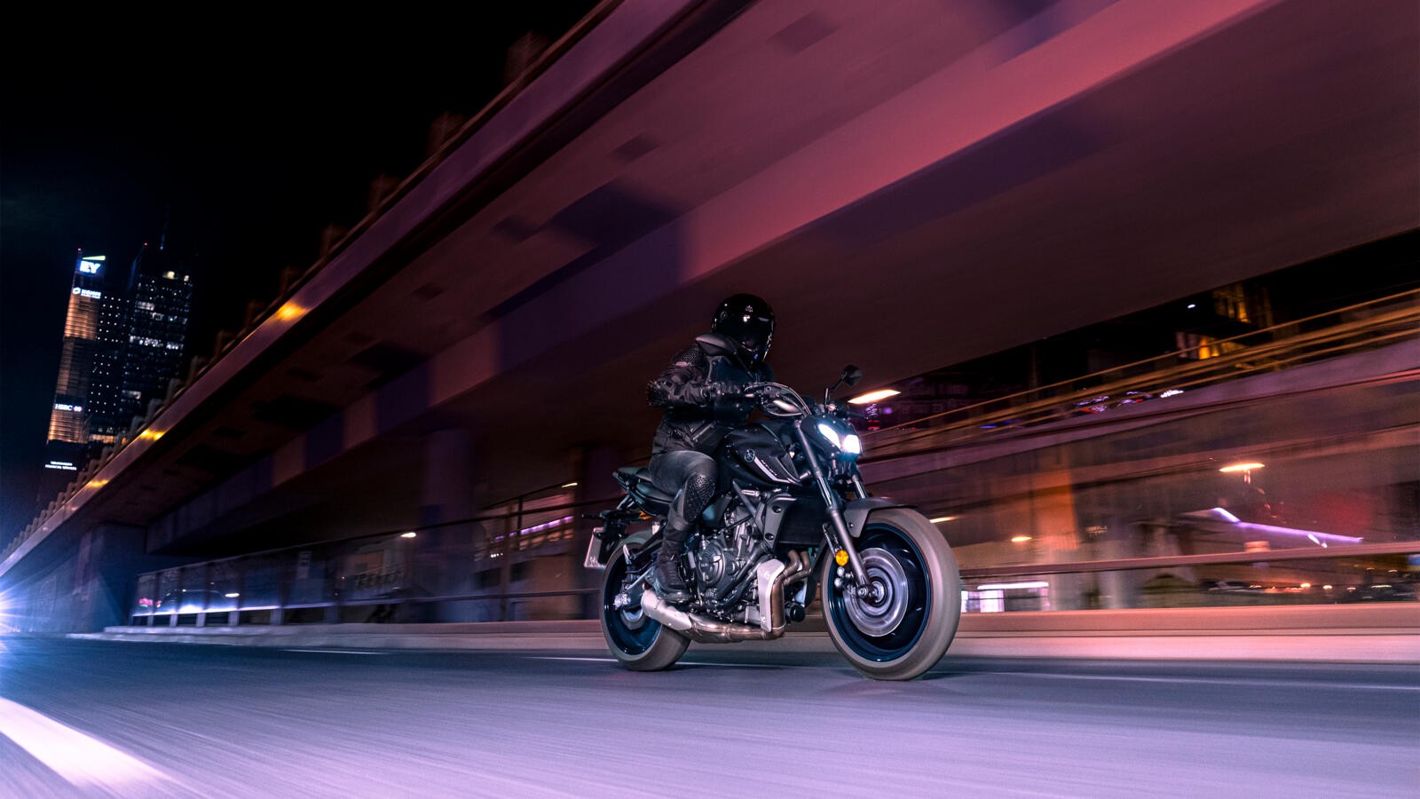 Yamaha MT-07 2023: le foto