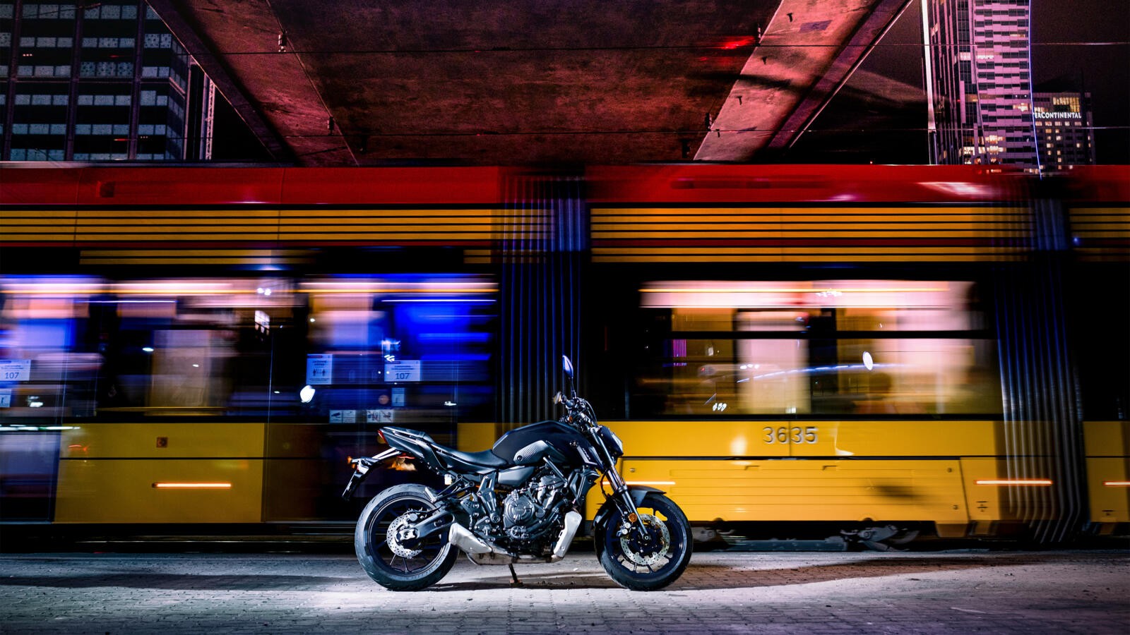 Yamaha MT-07 2023: le foto