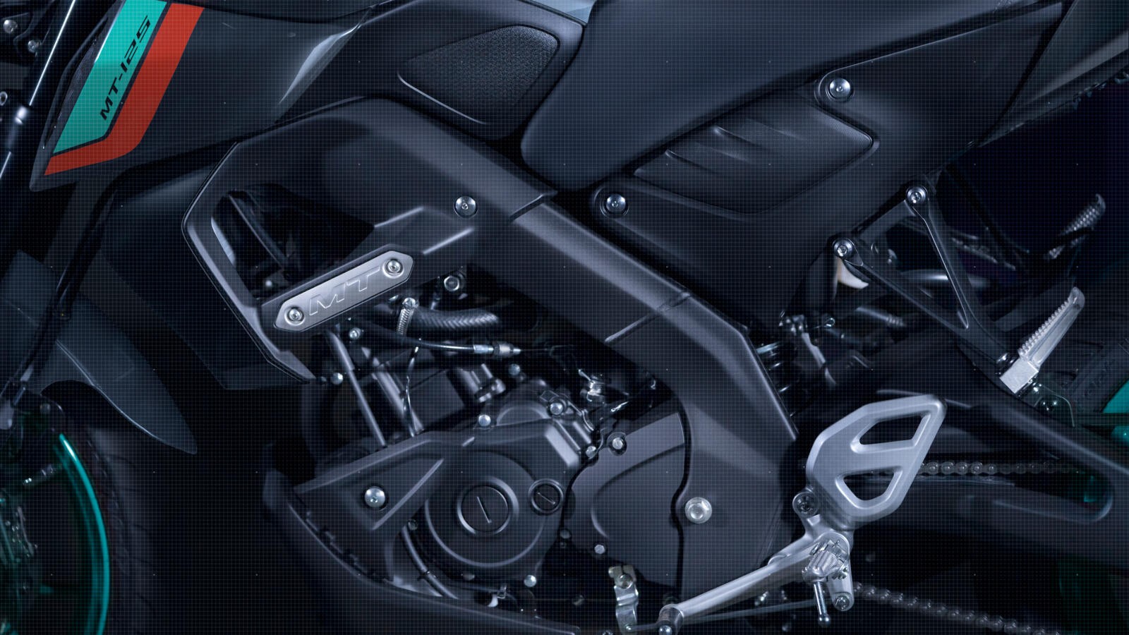 Yamaha MT-125 2023: le foto