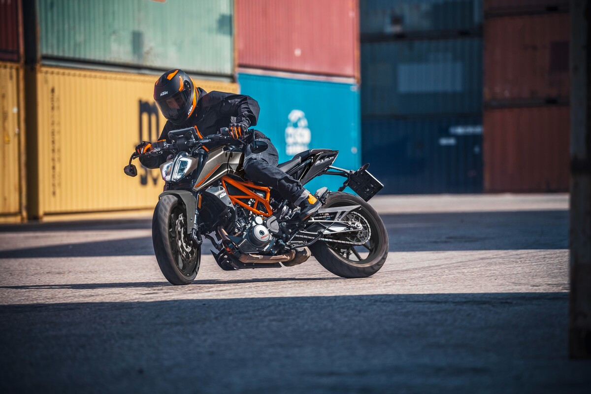 KTM svela la nuova 790 Duke e aggiorna la gamma Street