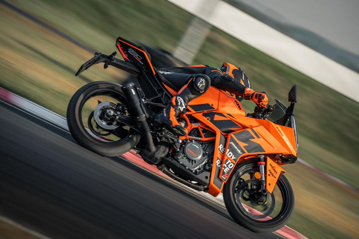 KTM svela la nuova 790 Duke e aggiorna la gamma Street