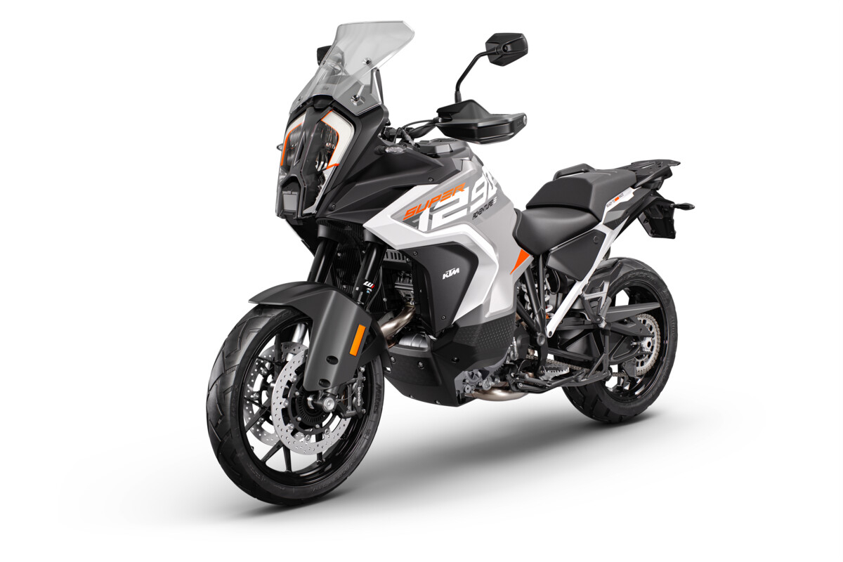 KTM 1290 Super Adventure S 2023: le foto