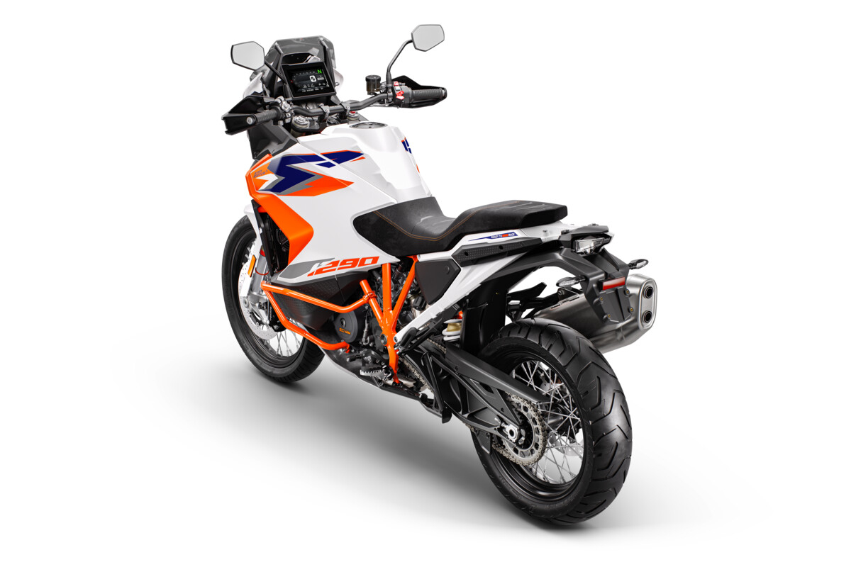 KTM 1290 Super Adventure R 2023: foto