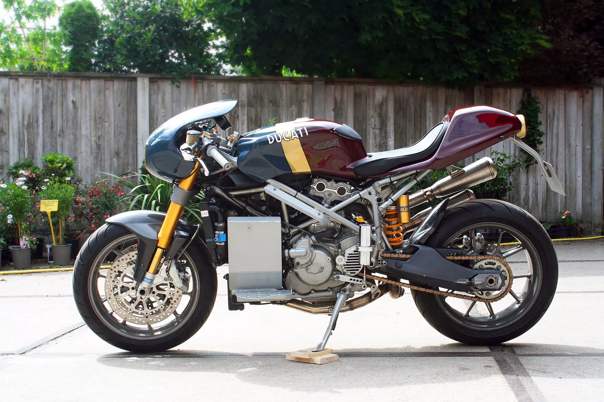 Ducati 999 Special by Moto Adonis