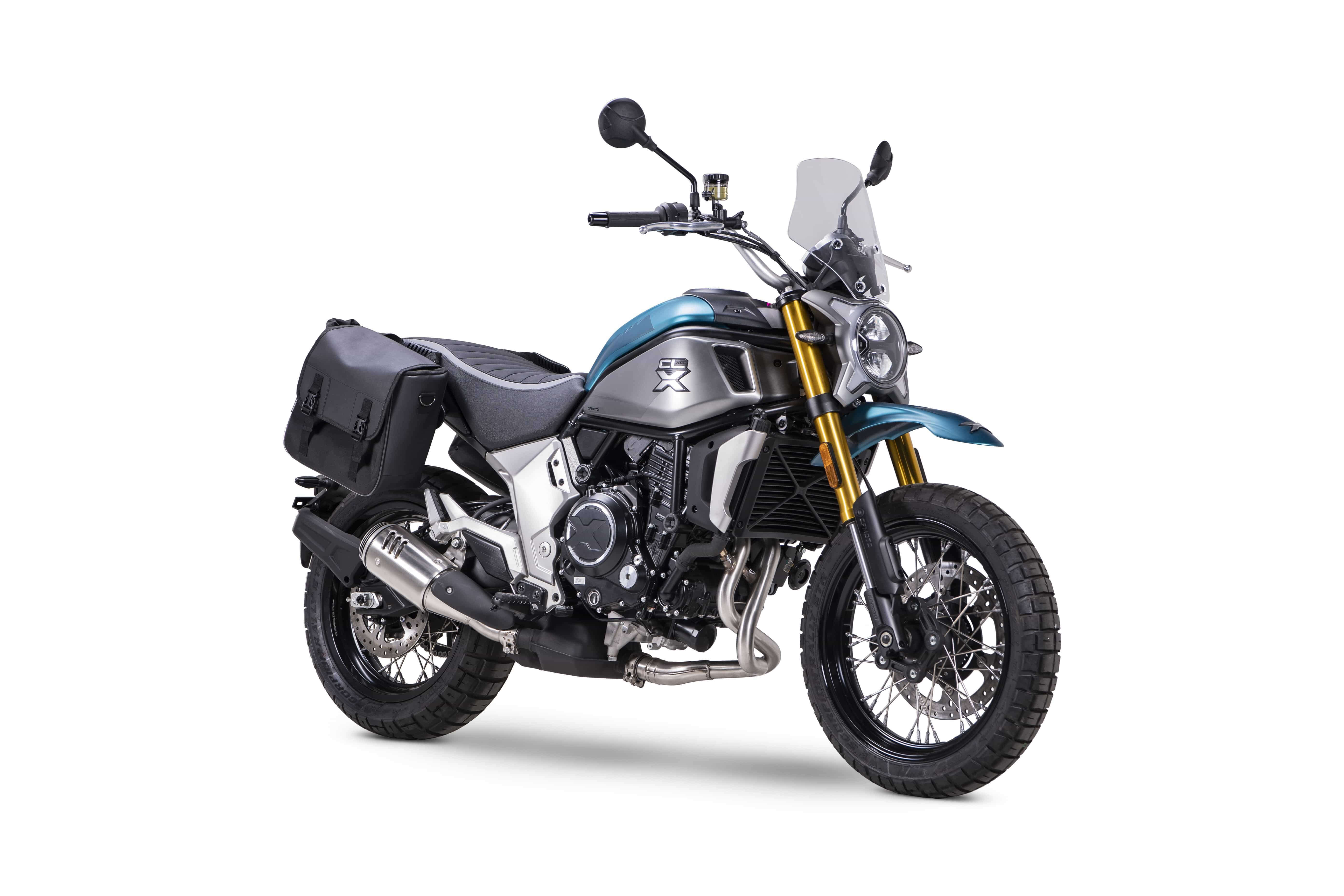 CFMoto 700CL-X Adventure: foto