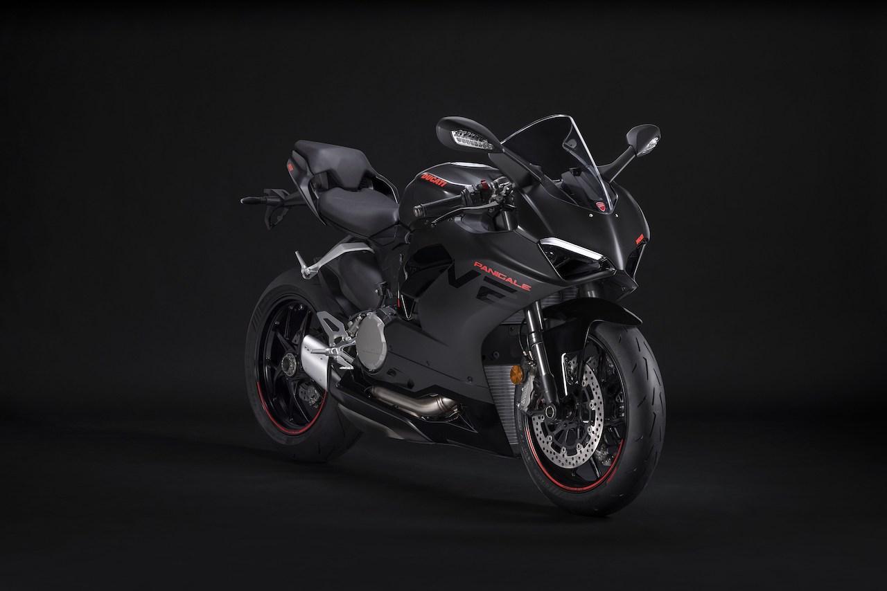 Ducati Panigale V Debutta La Nuova Livrea Black On Black Livery Foto